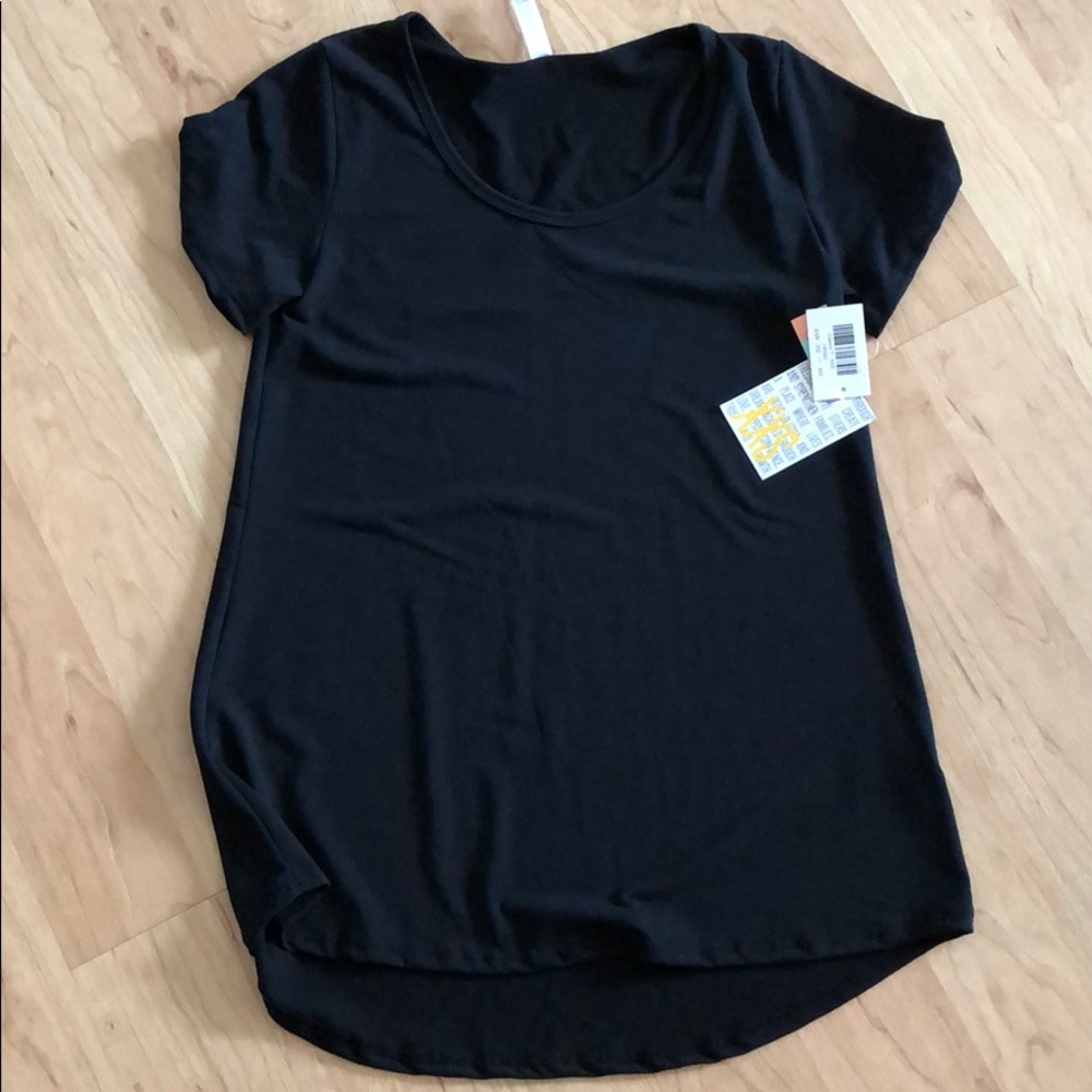 Lularoe brand NWT black classic tee XXS